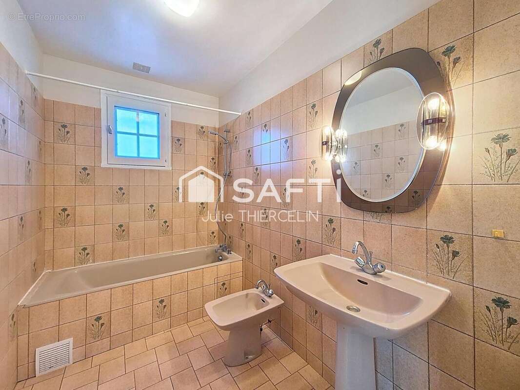 Photo 6 - Maison à BELLEGARDE