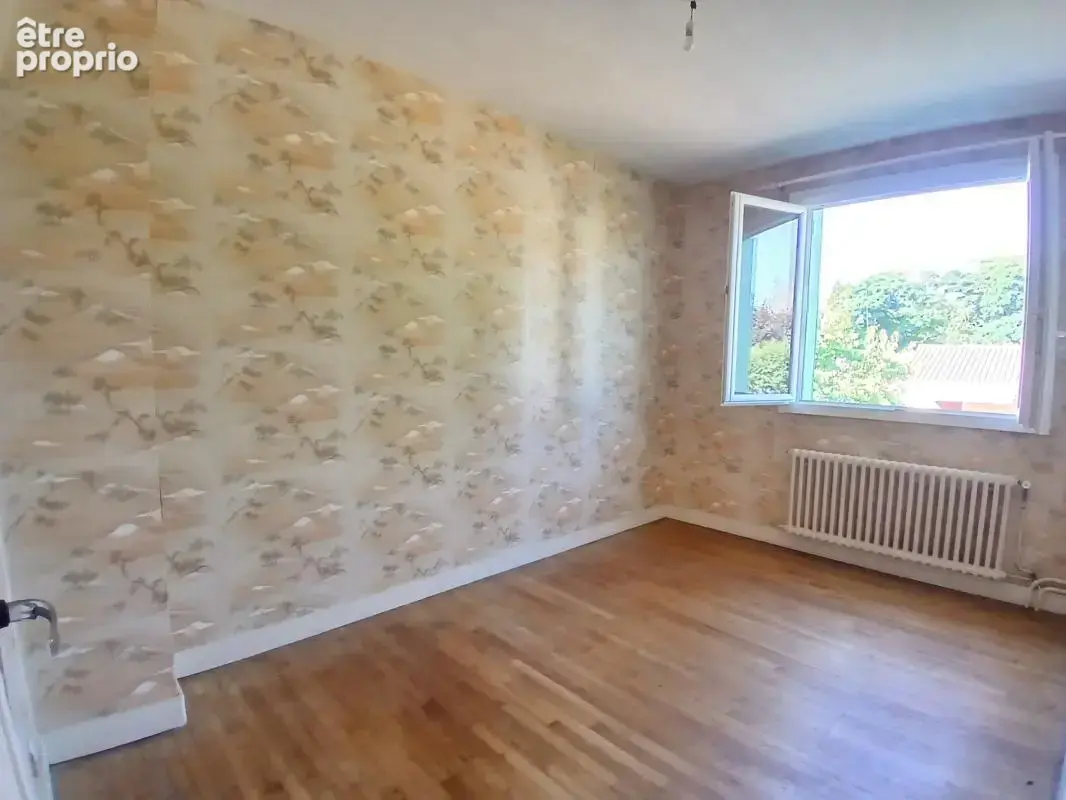 Maison lumineuse 4 chambres avec terrain clos et arboré - photo 13