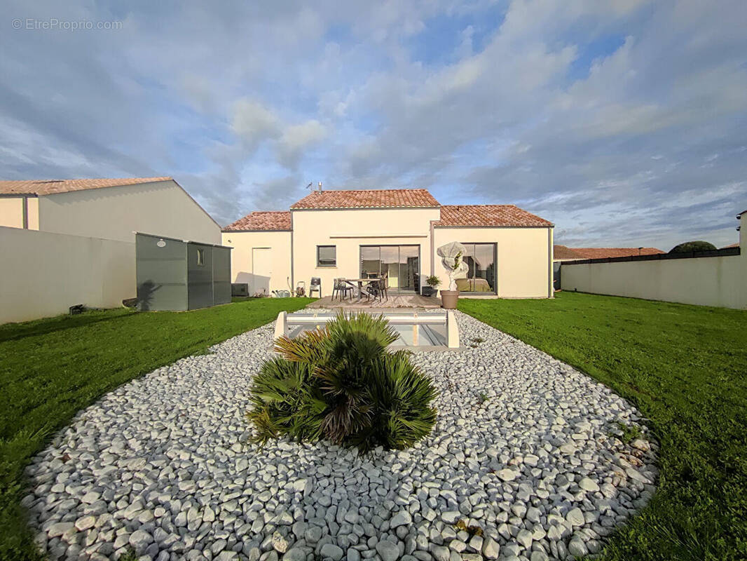 Maison à SAINTE-FLAIVE-DES-LOUPS