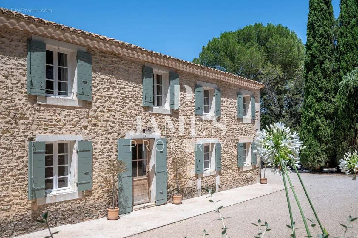 Maison à SAINT-REMY-DE-PROVENCE