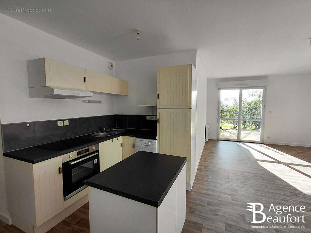 Appartement Saint Gilles Croix De Vie 3 pièces 67m² - photo 2