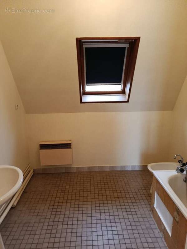 Maison à COSNE-COURS-SUR-LOIRE