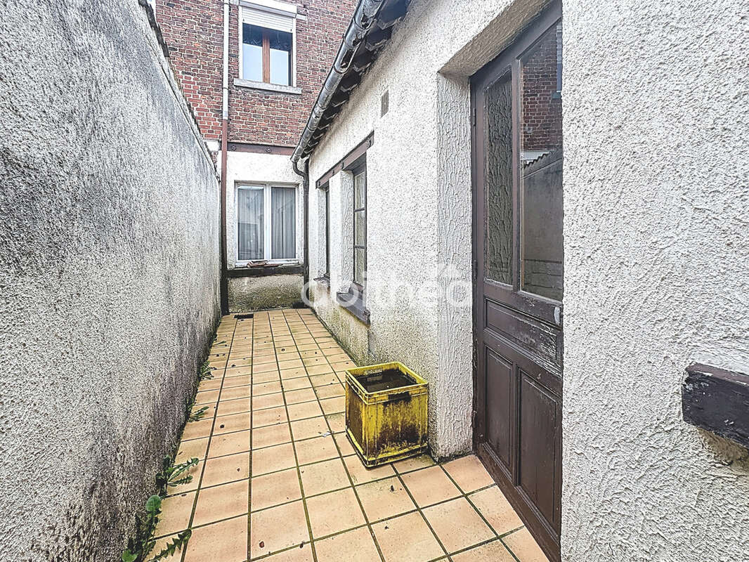 Maison à SALLAUMINES