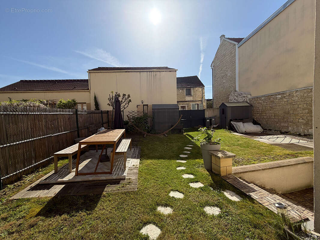 Maison à CARRIERES-SUR-SEINE