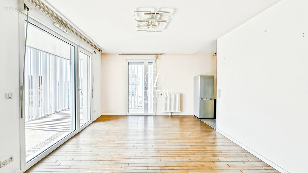 Appartement à NANTERRE
