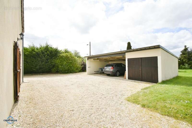 Maison à VIGNOUX-SUR-BARANGEON