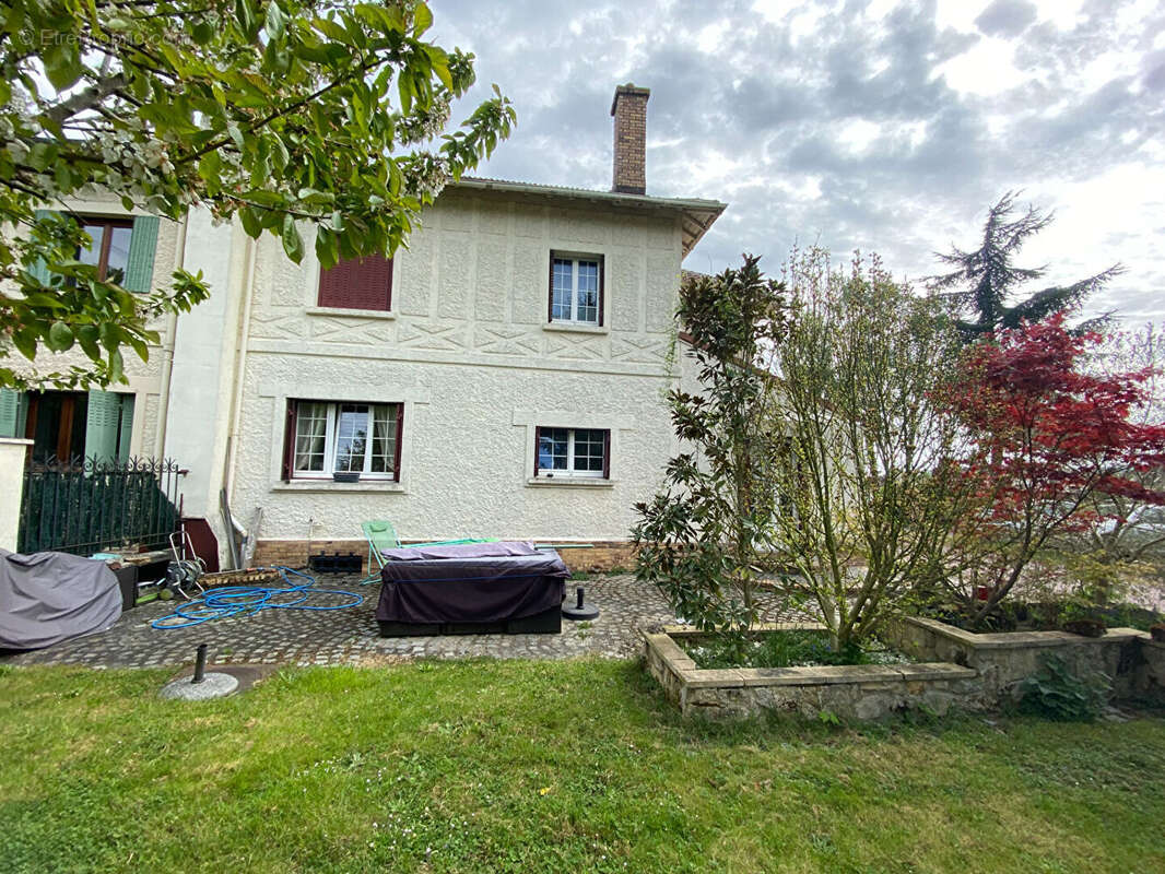 Maison à LE MESNIL-EN-THELLE