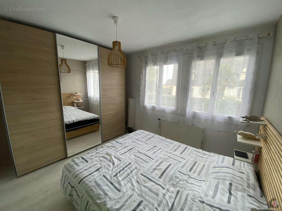 Maison à SAINT-LEONARD