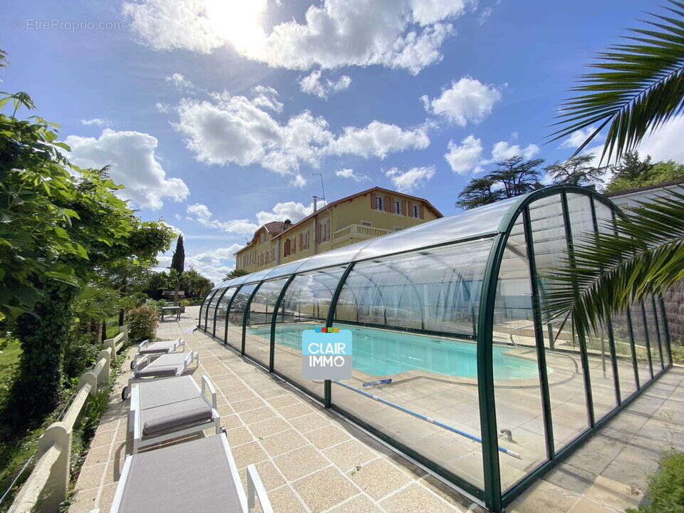 Commerce à CAZAUBON