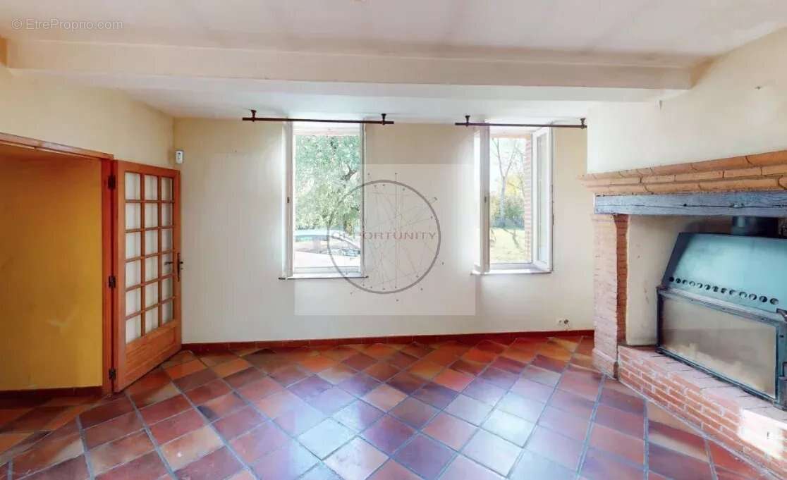 Maison 270 m² à Reynies  - photo 15