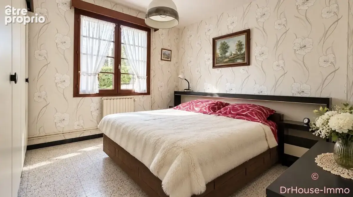 Maison 4 pièces 106 m² à vendre à Quievrechain (59920) - photo 7