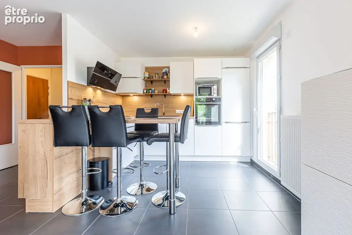 Agence laforet annecy - co-exclusivite - "dionée" - annecy / argonay - appartement t3 de 67m² - terrasse - cellier - garage en o - photo 3