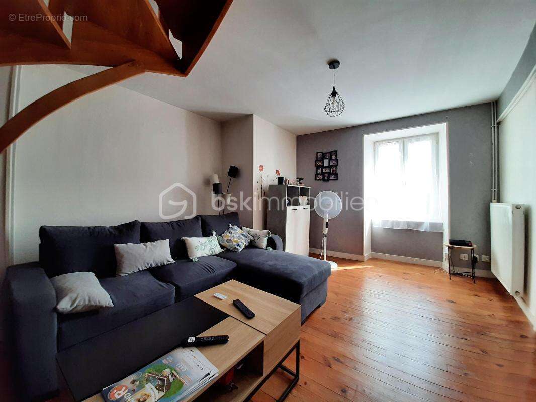 Appartement à SAINT-JUNIEN