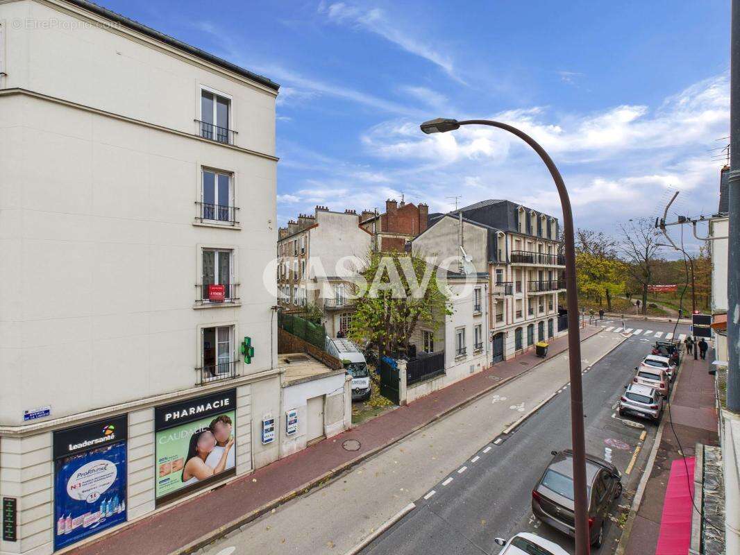 Appartement à CHARENTON-LE-PONT