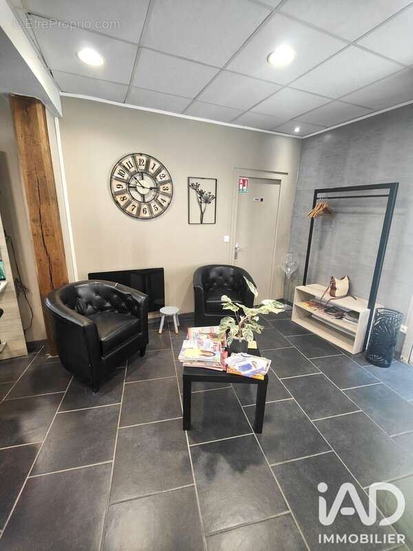 Commerce 130 m² à Fondettes  - photo 4