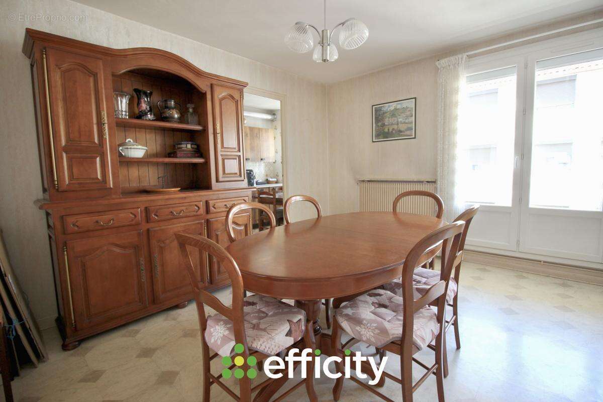 Appartement 65 m² à Villeurbanne  - photo 4