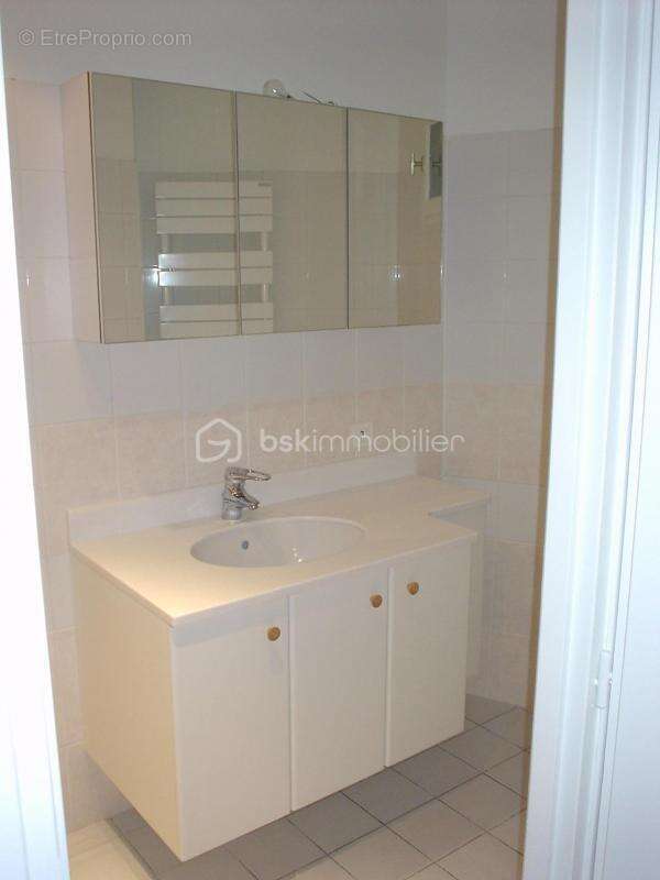 Maison à COURCOURONNES