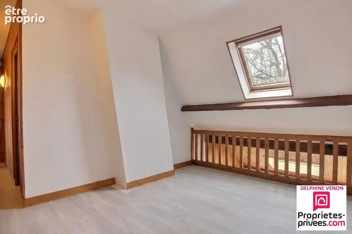 Exclusivité - Maison  familiale de 200 m² à Donnery quartier des grands billons  sur un magnifique terrain  de 5 945 m² - photo 7
