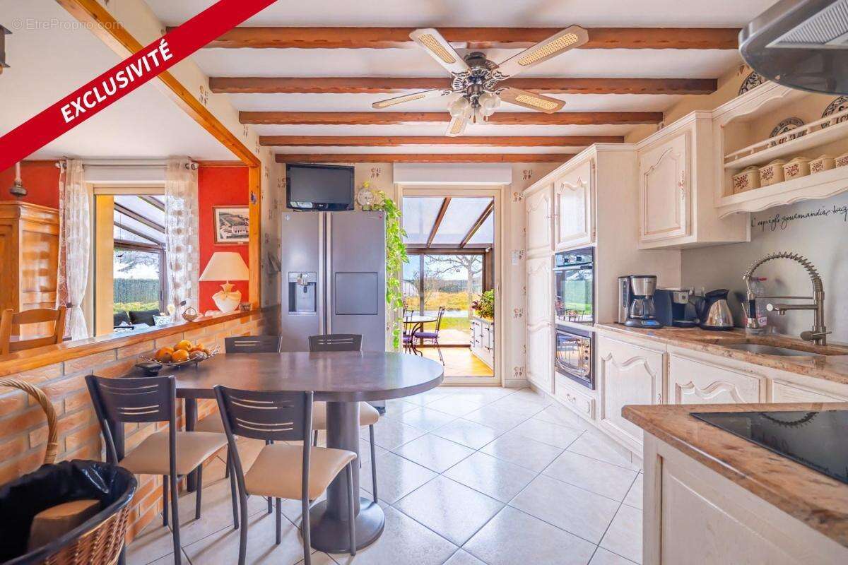 Maison à SAVIGNE-L'EVEQUE