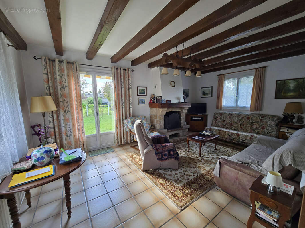 Maison à MONTLIVAULT