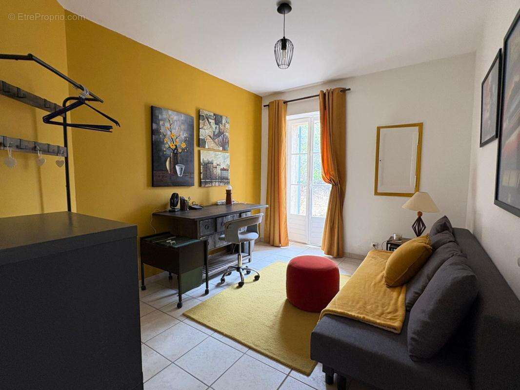 Maison à CUCURON