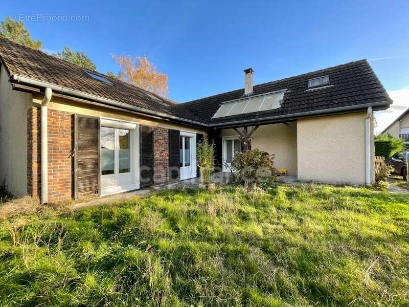 Maison à BURES-SUR-YVETTE