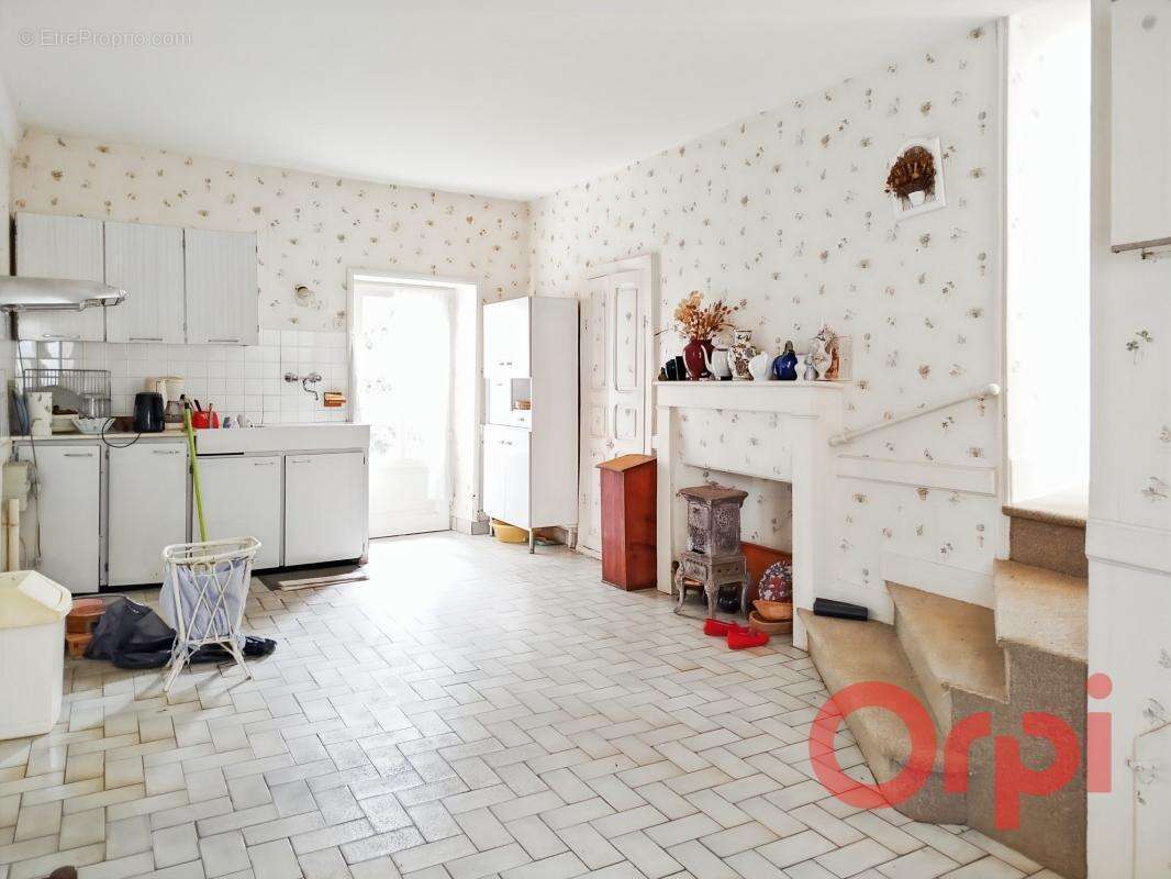 Maison à SAINT-PLAISIR