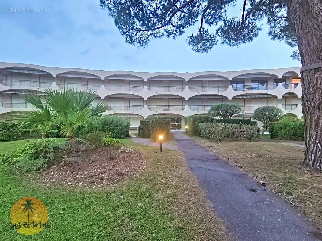Appartement à VILLENEUVE-LOUBET