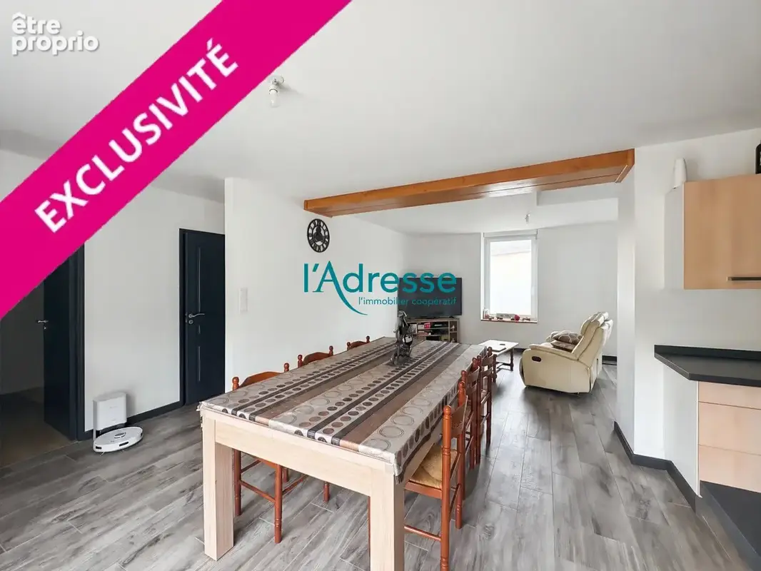 Maison 4 pièces 90 m² · à Saint-Pierre-Montlimart · 89,6 m² · 163 490 €