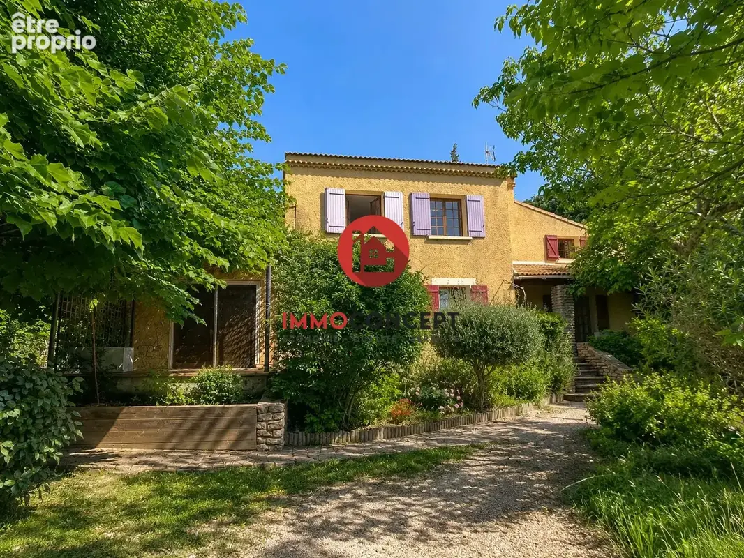 Maison à PUJAUT