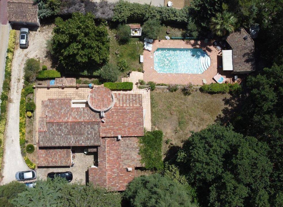 Villa de prestige au Beausset avec piscine, proche Bandol - photo 1