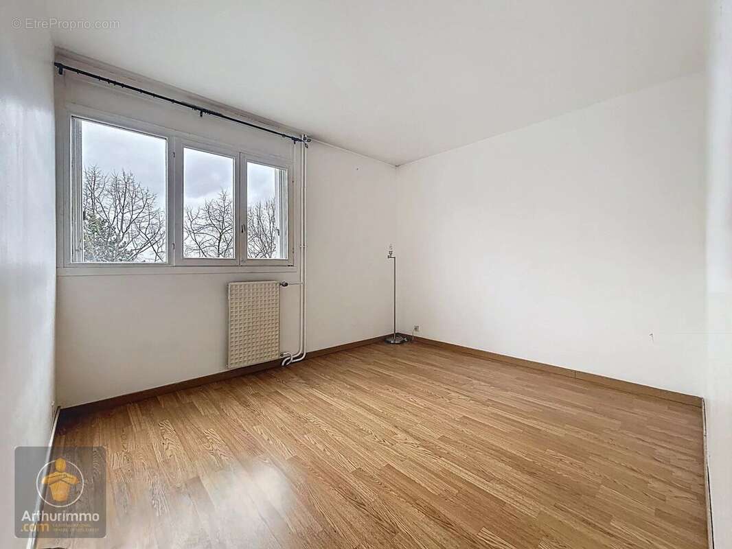 Appartement à BOISSY-SAINT-LEGER