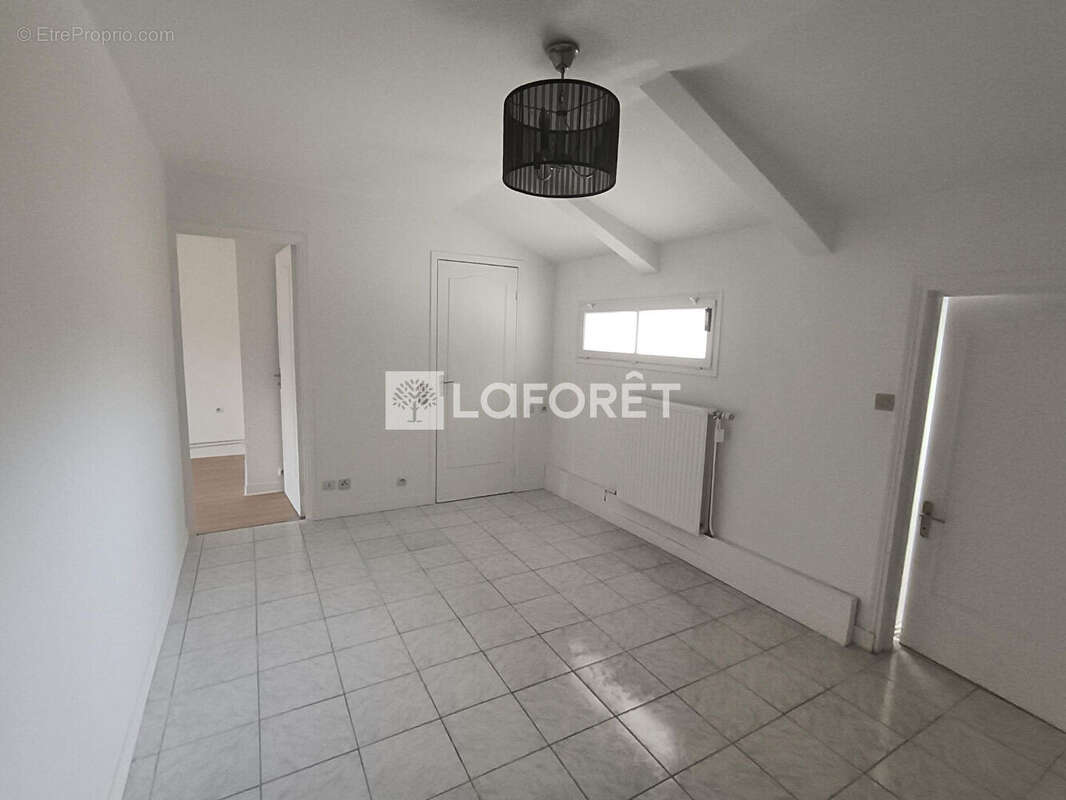 Maison à L&#039;ISLE-ADAM