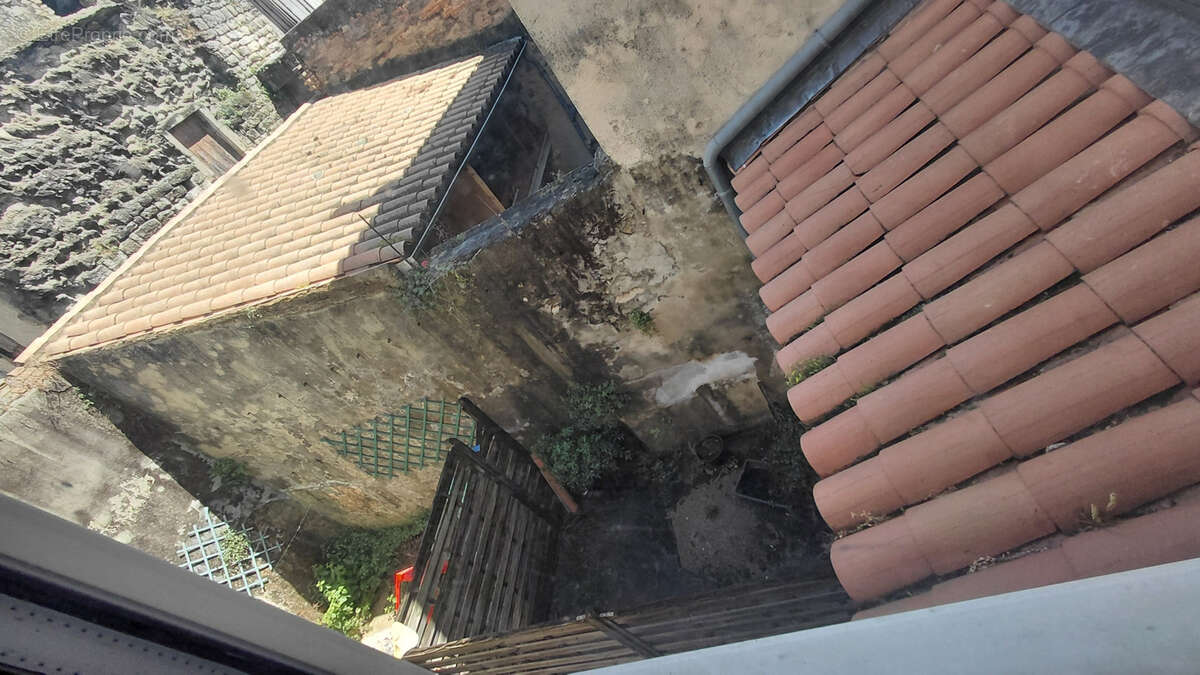 Appartement à BOURG-SAINT-ANDEOL