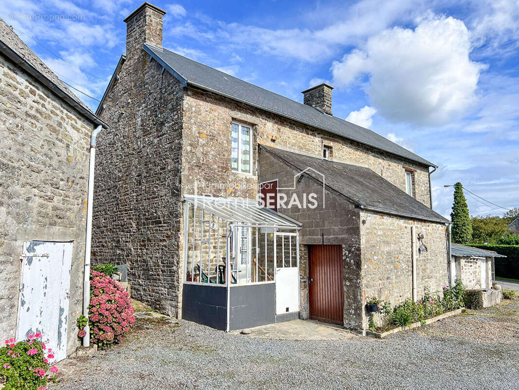 Maison à CONDE-SUR-NOIREAU