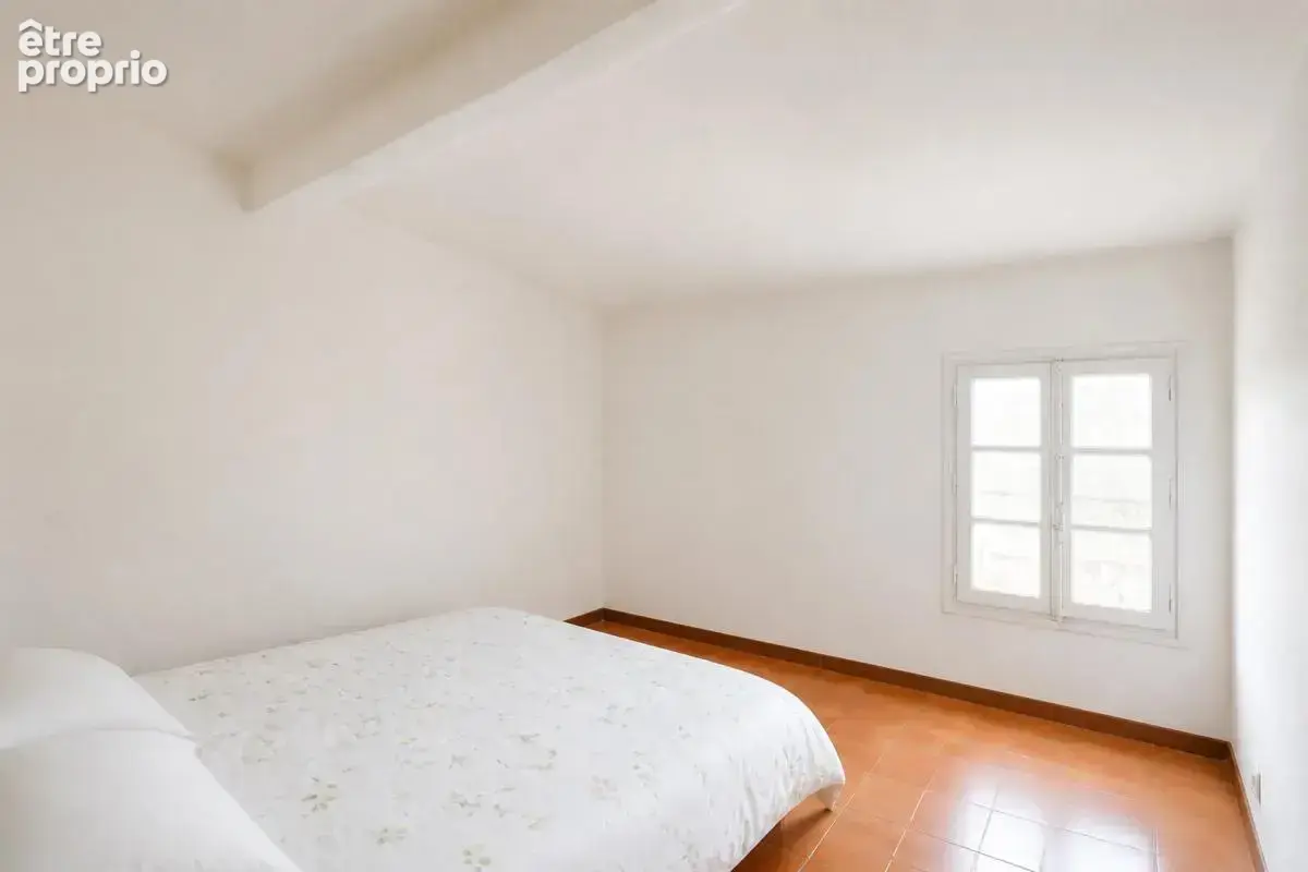 Maison 5 pièces de 79m2 à Saint-Gilles 30800 - photo 14