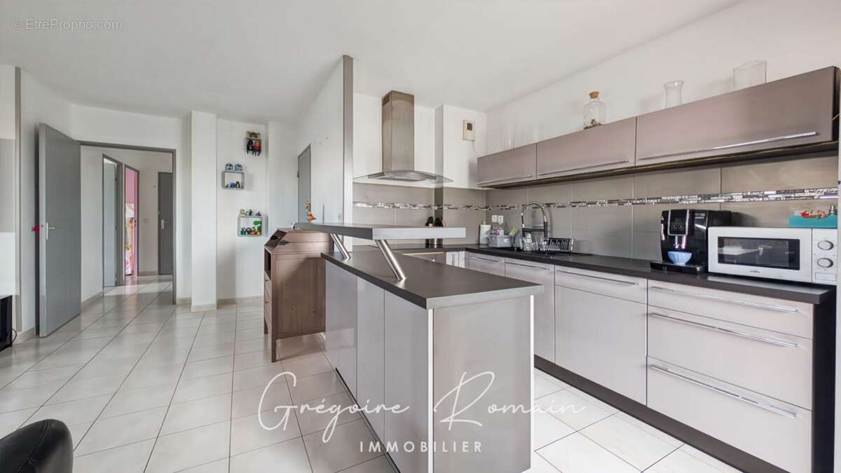 Appartement à VITROLLES