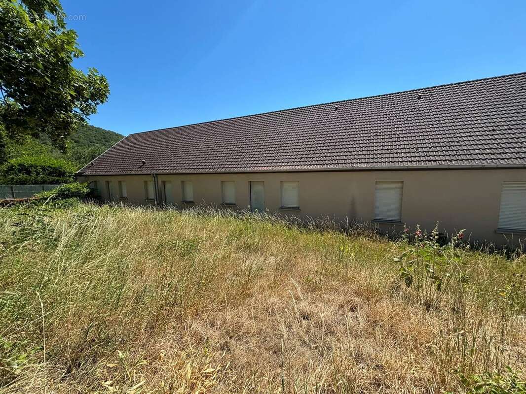 Immeuble de 719 m² – Commerce exploitable et fort potentiel d'aménagement - photo 3