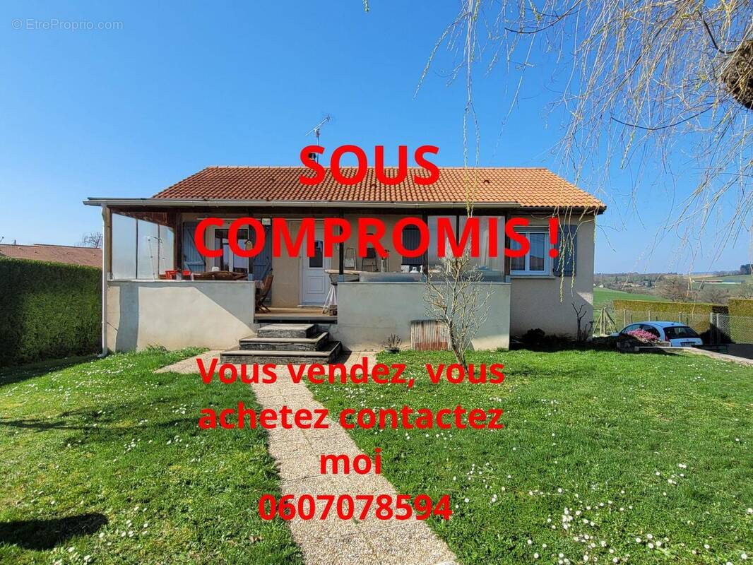 Maison à SAINT-LEONARD-DE-NOBLAT