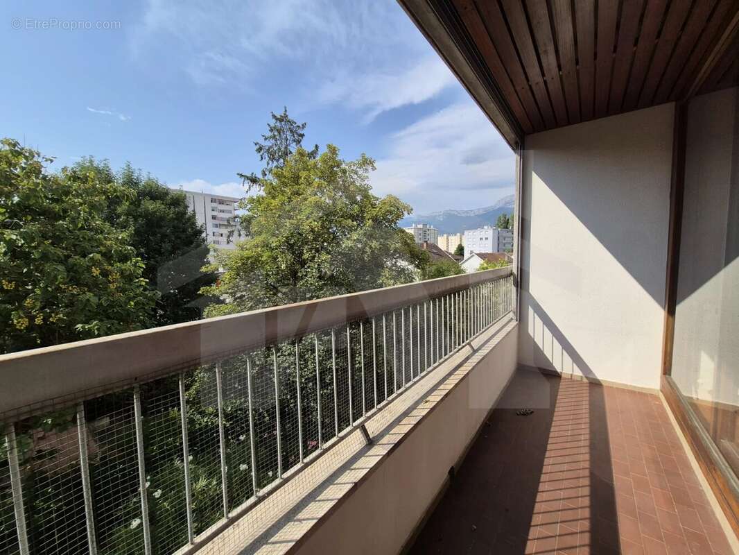 Appartement 2P+C - photo 6