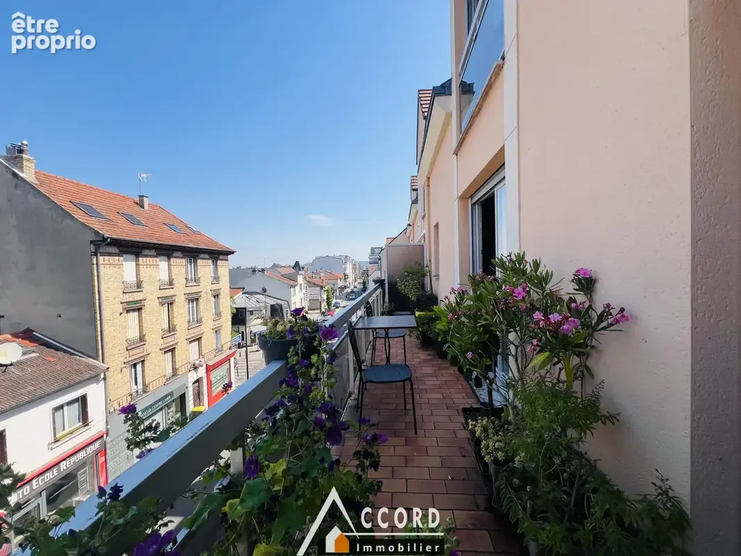 Appartement à SARTROUVILLE