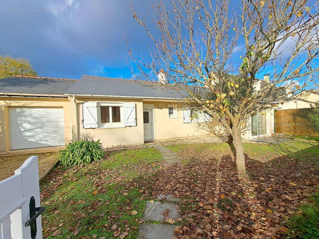 Maison à LES PONTS-DE-CE