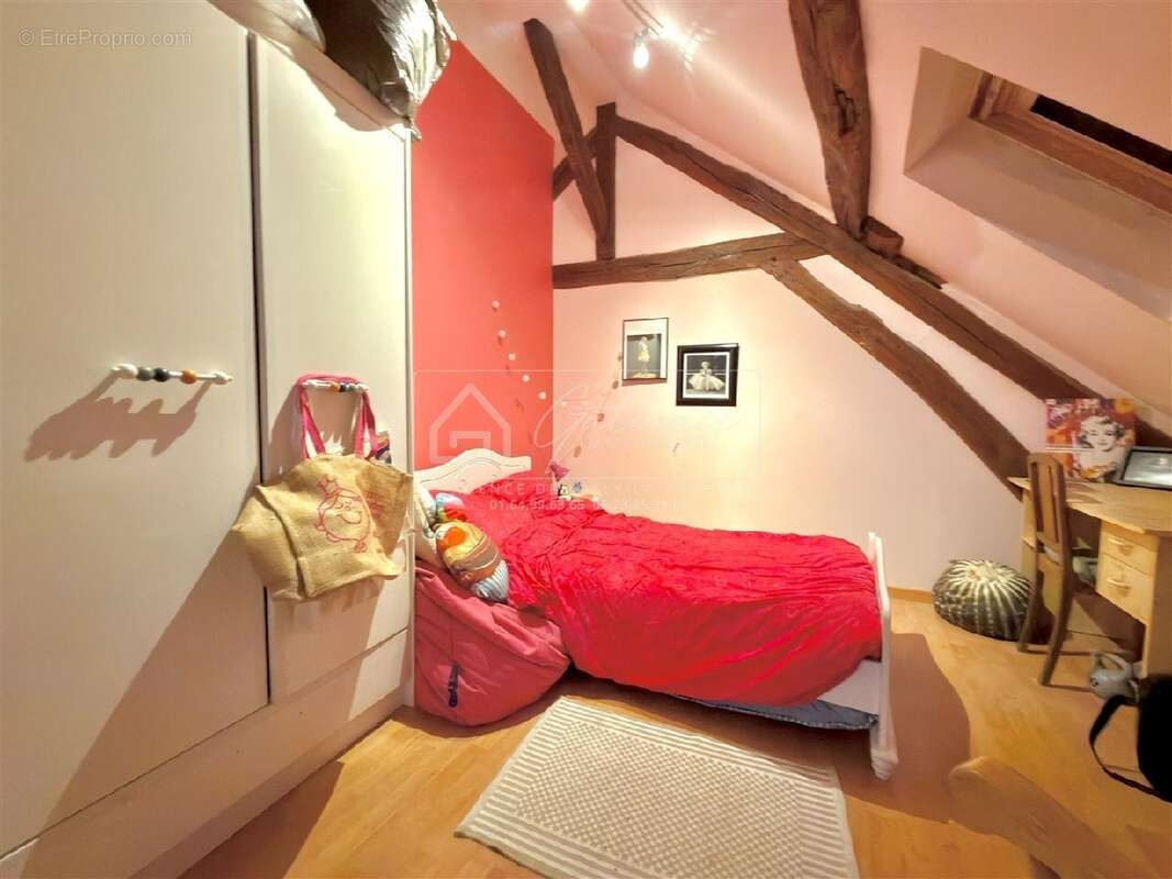 Maison 137 m² à Milly-La-Foret  - photo 6