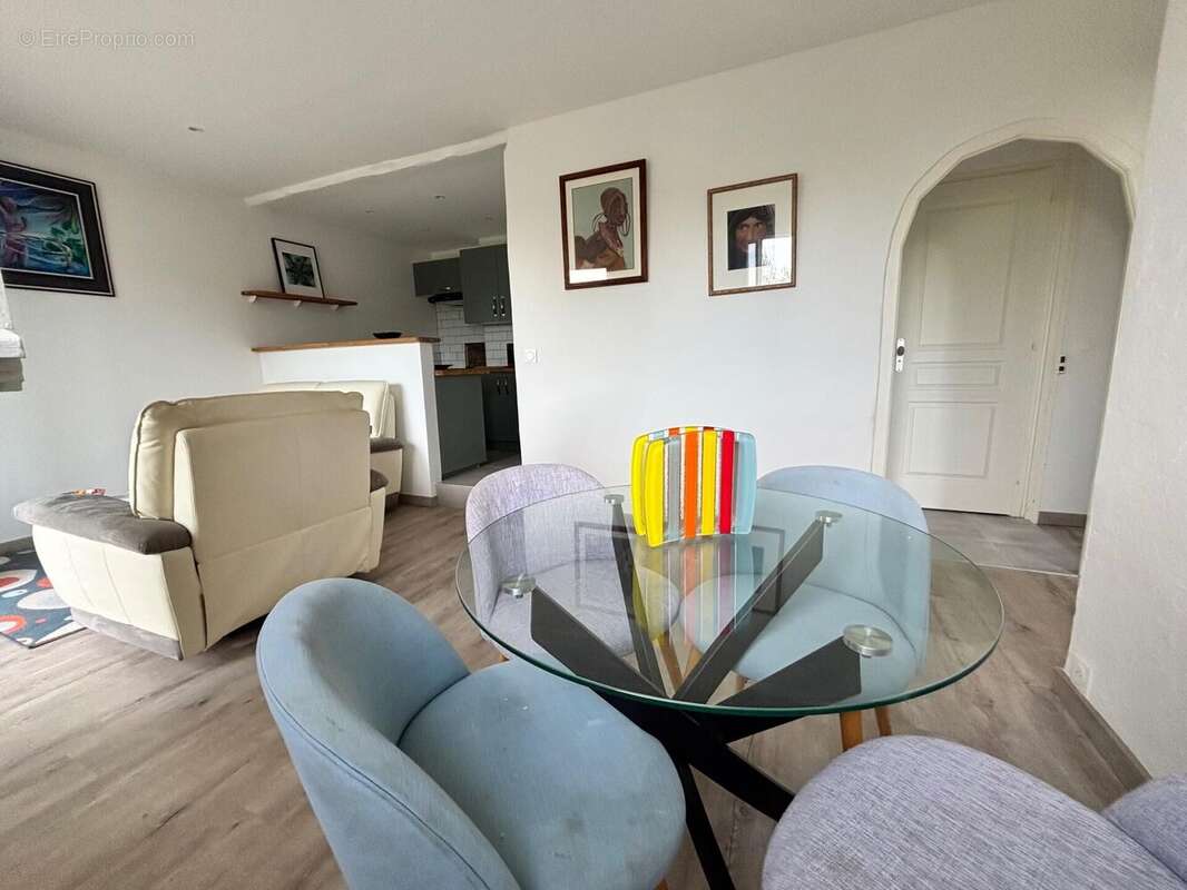 Photo 5 - Appartement à FREJUS