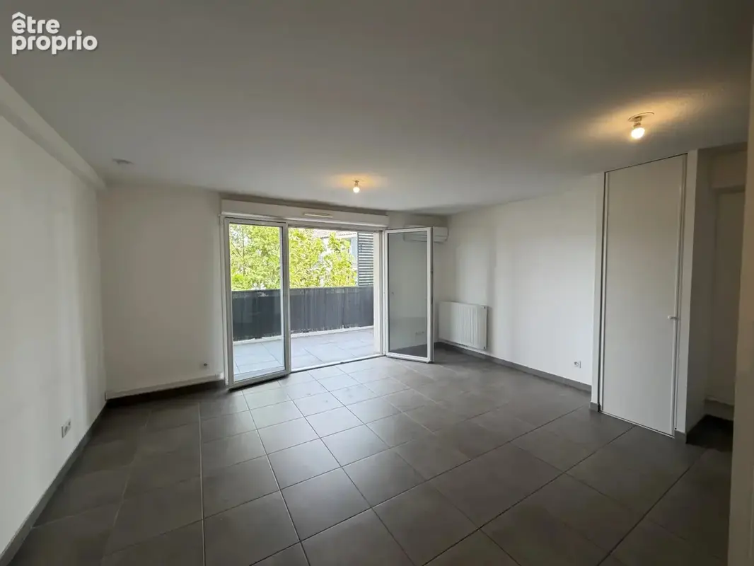 Appartement à LE CASTELLET