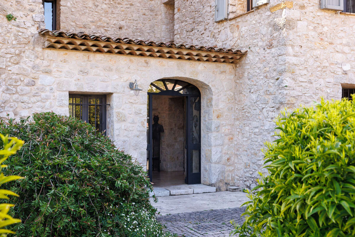 Maison à LA COLLE-SUR-LOUP