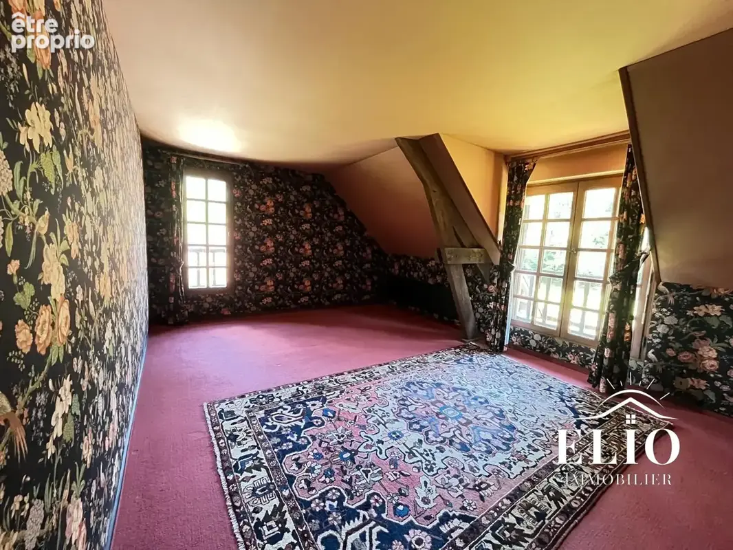Maison 274 m² à La Vendue-Mignot  - photo 6