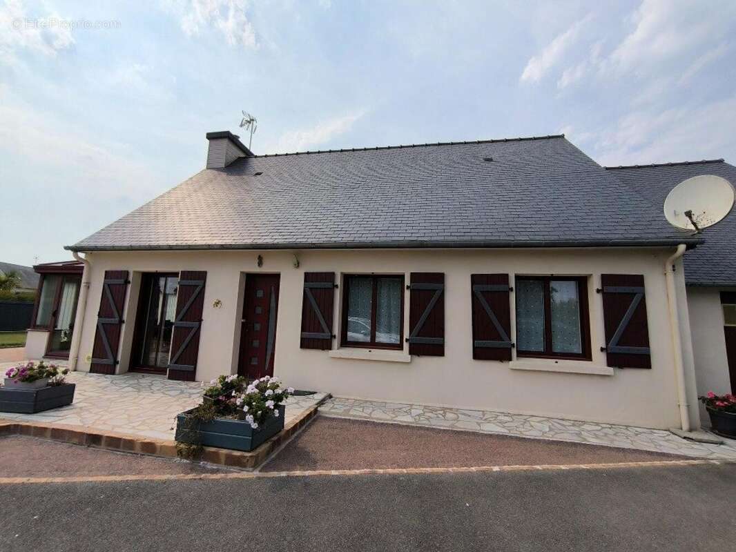 Photo 2 - Maison à TREZENY