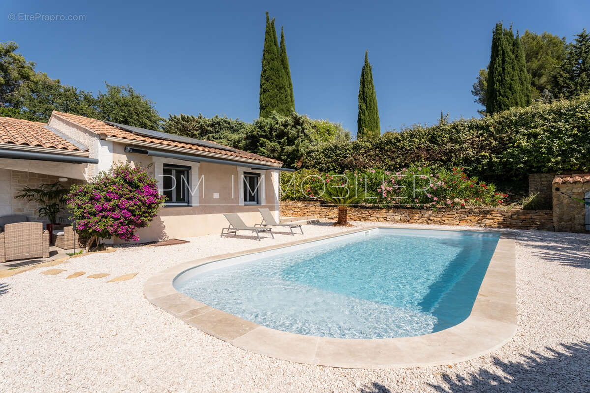 Maison à LE CASTELLET