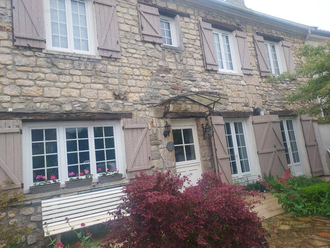 Maison à HEROUVILLE